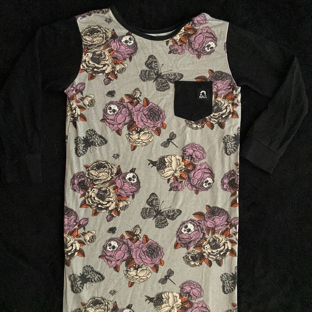 RAGS TO RACHES RARE skeleton skull purple rose flower size 3 - 4